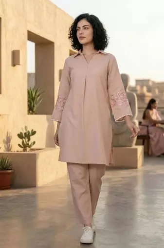 Peach-Coloured Floral Embroidered Shirt Collar Thread Work Kurta With Trousers