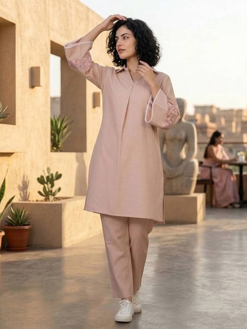 Peach-Coloured Floral Embroidered Shirt Collar Thread Work Kurta With Trousers