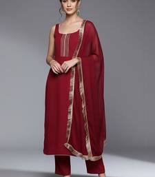 Women Regular Thread Work Silk Crepe Kurta with Trousers & With Dupatta