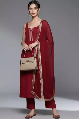 Women Regular Thread Work Silk Crepe Kurta with Trousers & With Dupatta