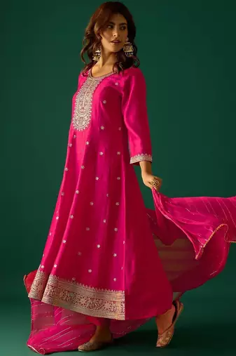 Women Ethnic Motifs Embroidered Panelled Kurta with Trousers & Dupatta