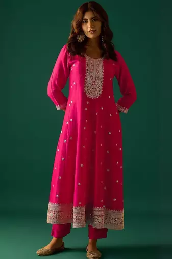 Women Ethnic Motifs Embroidered Panelled Kurta with Trousers & Dupatta