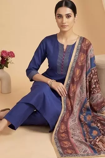 Women Ethnic Motifs Regular Kurta with Trousers & With Dupatta