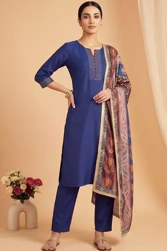 Women Ethnic Motifs Regular Kurta with Trousers & With Dupatta