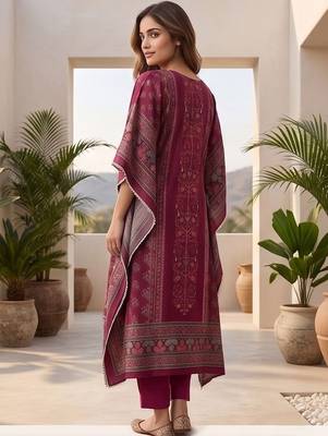 Women Ethnic Motifs Printed Regular Kurta with Trousers 3