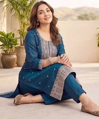 Women Ethnic Motifs Embroidered Regular Thread Work Kurta with Trousers & With Dupatta 4