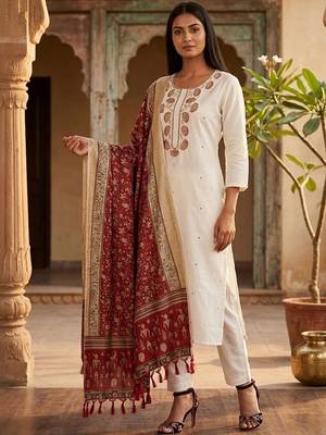 Women Embroidered Regular Thread Work Kurta with Trousers & With Dupatta 1