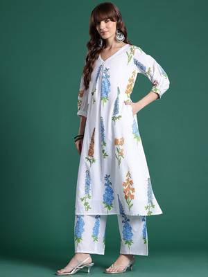 Floral Printed Regular Pure Cotton Kurta with Trousers 4