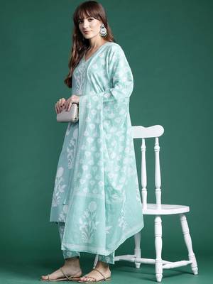 women floral printed regular mirror work  cotton kurta with trousers & with dupatta 1