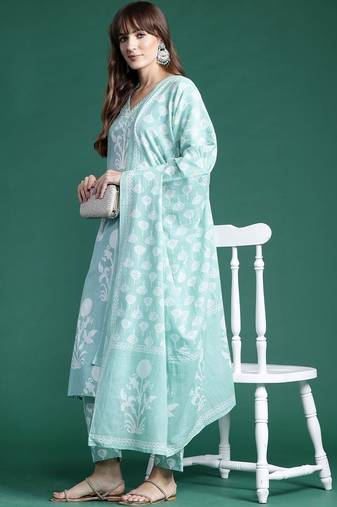 Women Floral Printed Regular Mirror Work Pure Cotton Kurta with Trousers & With Dupatta