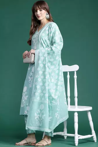 Women Floral Printed Regular Mirror Work Pure Cotton Kurta with Trousers & With Dupatta