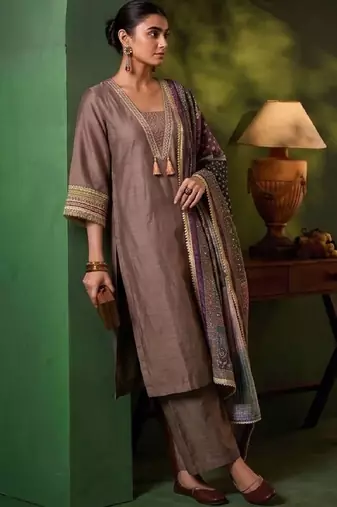 Women Ethnic Motifs Regular Mirror Work Kurta with Trousers & With Dupatta