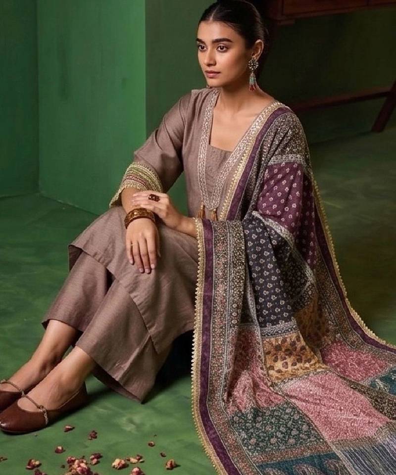 Women Ethnic Motifs Regular Mirror Work Kurta with Trousers & With Dupatta