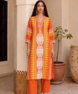 Women Ethnic Motifs Printed Regular Pure Cotton Kurta with Trousers 1