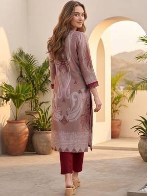 Women Ethnic Motifs Printed Regular Kurta with Trousers 3