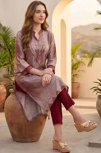 Women Ethnic Motifs Printed Regular Kurta with Trousers