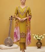 Women Floral Embroidered Regular Thread Work Pure Cotton Kurta with Trousers & With Dupatta