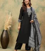 Floral Yoke Design Thread Work Straight Kurta With Trousers & Dupatta