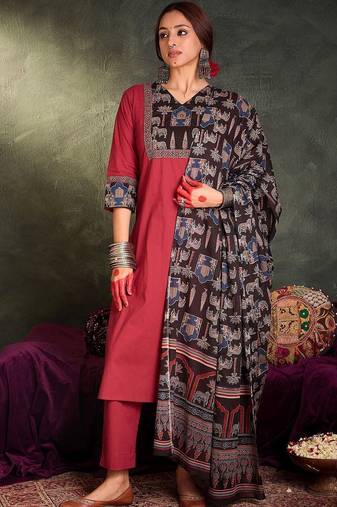 Women Ethnic Motifs Regular Pure Cotton Kurta with Trousers & With Dupatta
