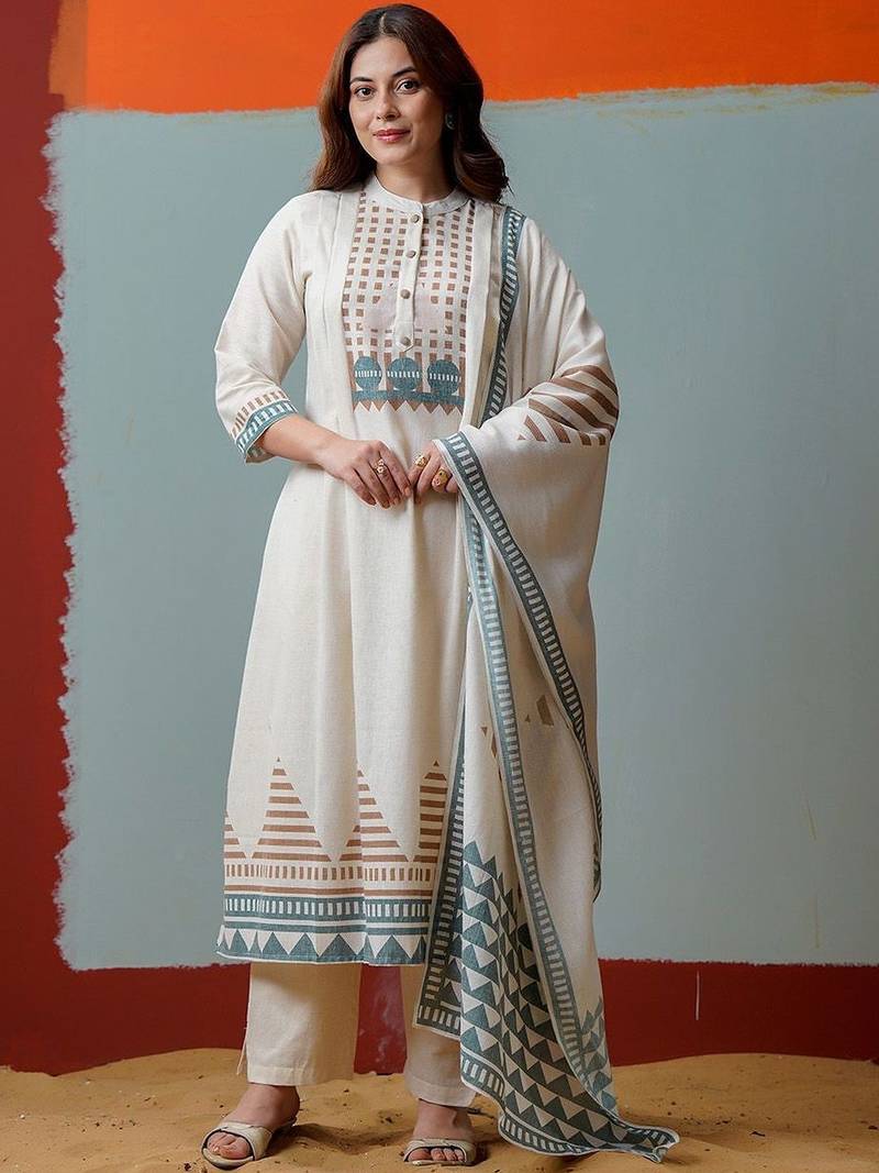 Women Printed Regular Kurta with Trousers & With Dupatta