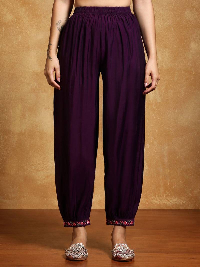 Women Floral Embroidered Regular Kurta with Trousers & With Dupatta