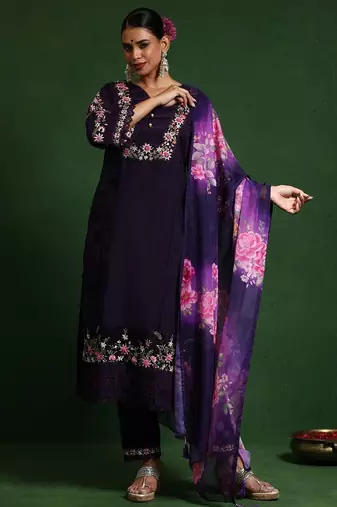 Women Floral Embroidered Regular Thread Work  Cotton Kurta with Trousers & With Dupatta