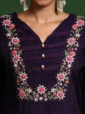 Women Floral Embroidered Regular Thread Work  Cotton Kurta with Trousers & With Dupatta 4