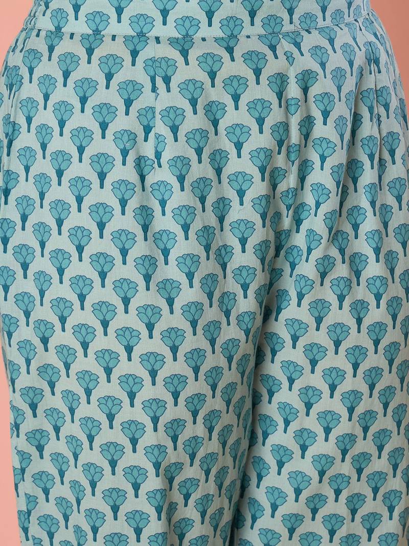 Women Floral Printed Empire  Cotton Kurta with Trousers & With Dupatta