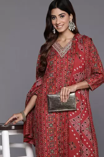Women Ethnic Motifs Printed Regular Thread Work Kurta with Trousers & With Dupatta