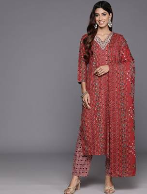 Women Ethnic Motifs Printed Regular Thread Work Kurta with Trousers & With Dupatta 1