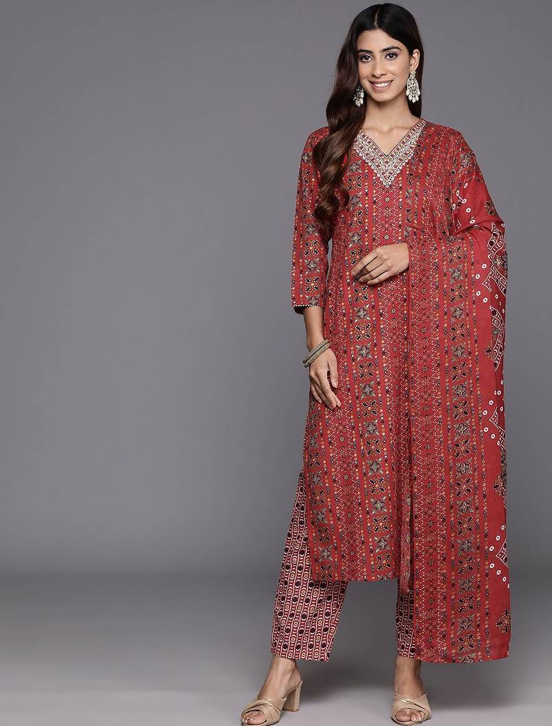 Women Ethnic Motifs Printed Regular Thread Work Kurta with Trousers & With Dupatta