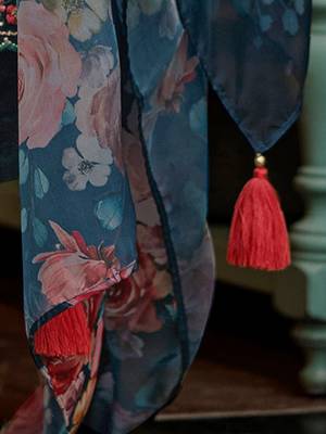 Floral Embroidered Panelled Thread Work A-Line Kurta With Trousers & Dupatta 4
