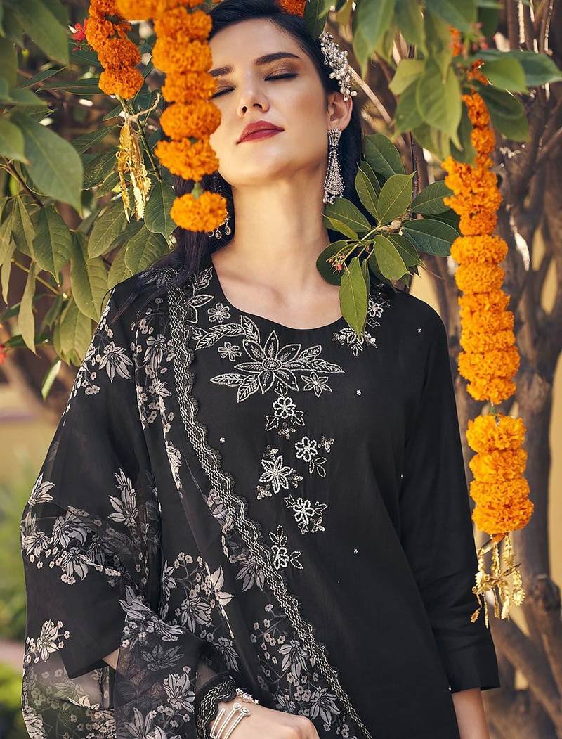 Black & White Floral Embroidered Regular Kurta With Trousers & Dupatta