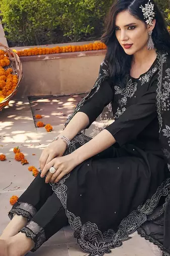 Black & White Floral Embroidered Regular Kurta With Trousers & Dupatta