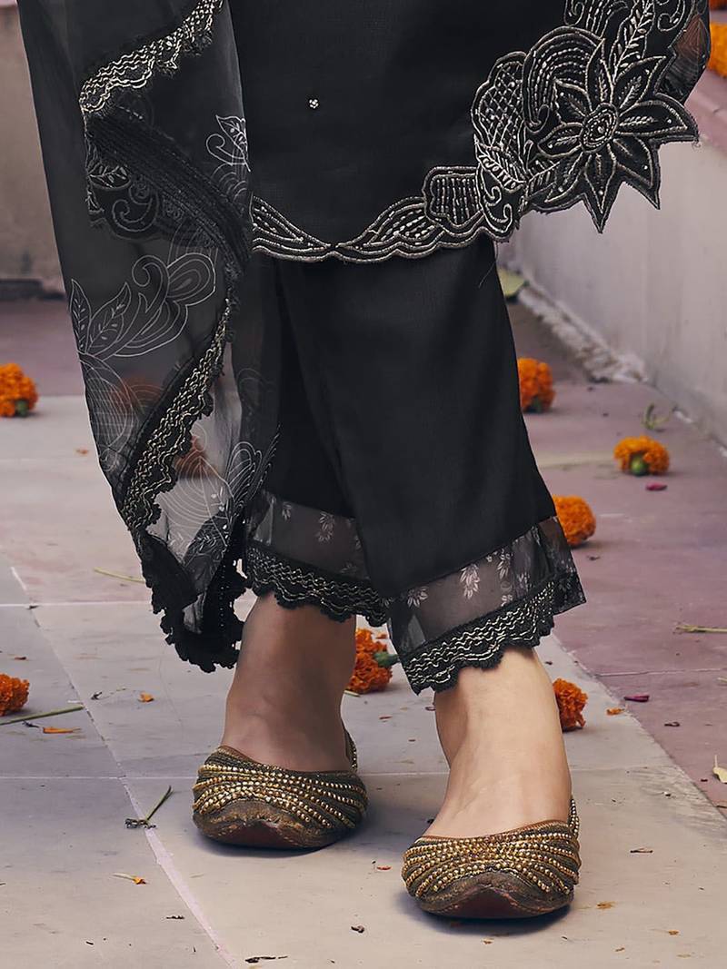 Black & White Floral Embroidered Regular Kurta With Trousers & Dupatta
