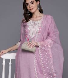 Floral Embroidered Regular Thread Work Kurta With Trousers & Dupatta