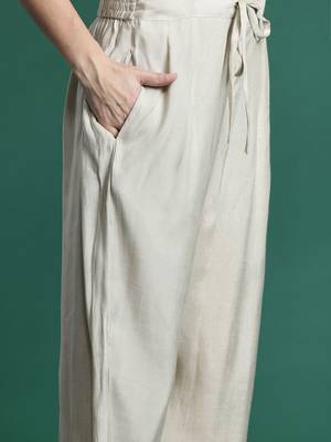 Floral Printed Regular Kurta with Trousers & Dupatta 3