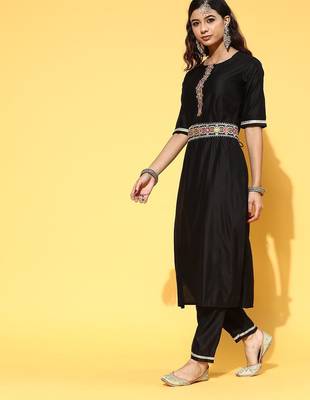Deep Black Yoke Design Kurta with Solid Trousers 1