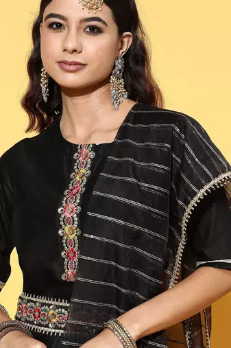 Deep Black Yoke Design Kurta with Solid Trousers