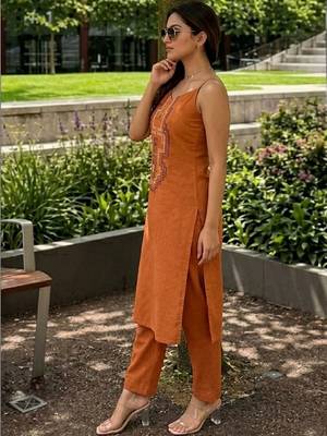 Women Embroidered Regular Mirror Work Kurta with Trousers 2