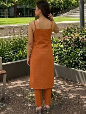 Women Embroidered Regular Mirror Work Kurta with Trousers 3