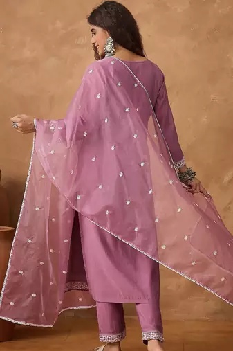 Women Floral Embroidered Kurta with Trousers & Dupatta