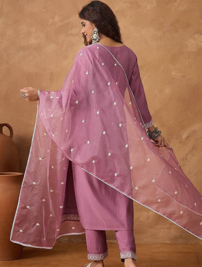 Women Floral Embroidered Kurta with Trousers & Dupatta