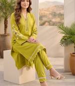 Women Ethnic Motifs Embroidered Regular Thread Work Kurta with Trousers & With Dupatta