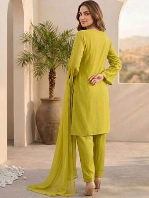 Women Ethnic Motifs Embroidered Regular Thread Work Kurta with Trousers & With Dupatta 4