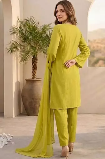 Women Ethnic Motifs Embroidered Regular Thread Work Kurta with Trousers & With Dupatta