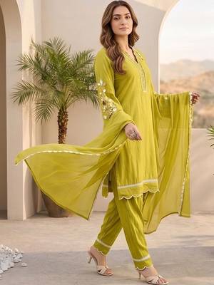 Women Ethnic Motifs Embroidered Regular Thread Work Kurta with Trousers & With Dupatta 7