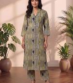 Women Printed Regular Kurta with Palazzos