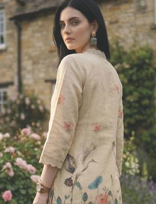 Printed V-Neck Straight Kurta With Palazzos 2