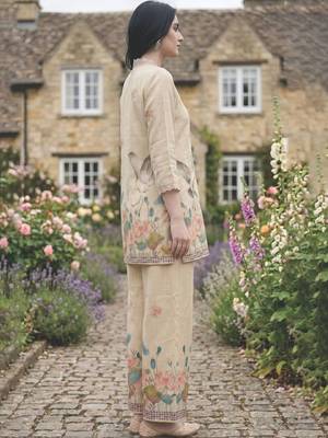 Printed V-Neck Straight Kurta With Palazzos 4